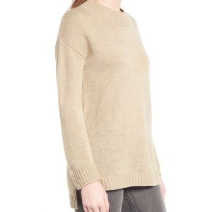 LIKE NEW Crew neck Sweater